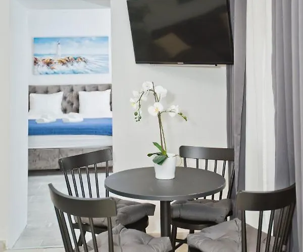 Apartment&studios Happy Place * Hvar Town